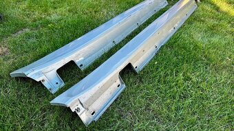 BMW E60 / E61 BOČNÍ  PRAHY - 7