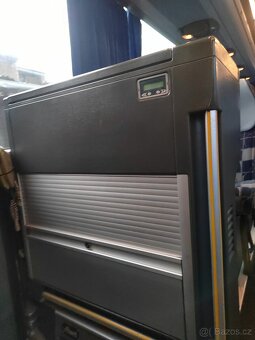 MERCEDES TRAVEGO 17shd - 7