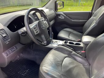 Nissan Navara D40 3,0DCI V6 170kw DOUBLECAB AUTOMAT KŮŽE 4X4 - 7
