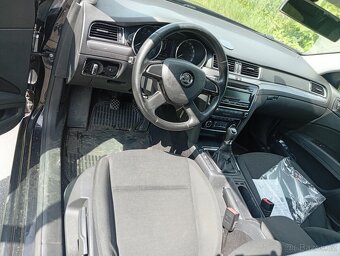 Škoda Superb 1.6 TDI r.v 2013 pojízdný nová stk - 7