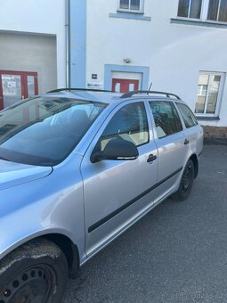 Škoda Octavia Combi 1.6 MPI - 7