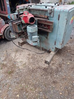 Čtyřstranná frézka - 7