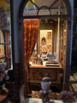 Dřevěná dekorace do knihovny - 7