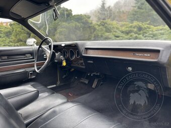 Dodge Charger SE - 7