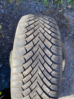 Prodám pneu 205/55r16 - 7