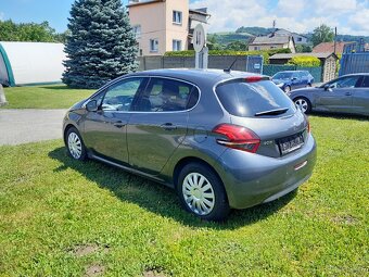 Peugeot 208 1.2 81 KW Panorama,kamera,serviska - 7
