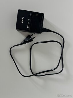 Canon EOS R - 7