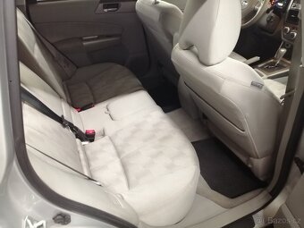 Subaru Forester 2,0 4x4 Automat 4 místa - 7