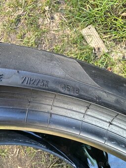 Zimní 2ks pneu 275/40 R22 - Pirelli - 7