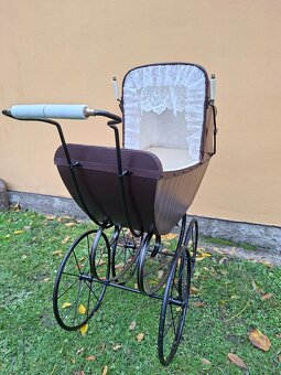 Starožitný kočárek pro panenky č. 637 - 7