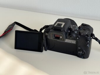 Canon R10 + objektiv 18-45 - v záruce - 7