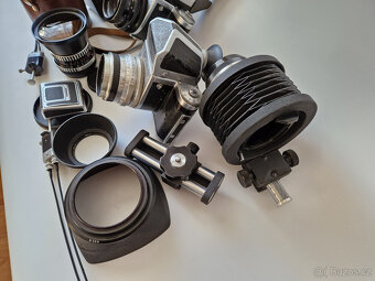 Starý fotoaparát Pentacon Six TL + příslušenství - 7