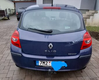 Renault Clio - 7