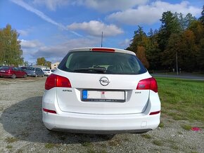 Opel Astra 1.7 CDTI Combi, 2011, 81kW, Klima, Nový DPF - 7