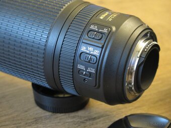 Nikon 70-300 mm f/4,5-5,6 AF-S ED VR G - 7
