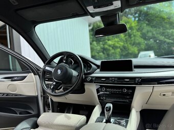 BMW X6 xDrive30d 190 kW – M paket, HUD, R20, Perleť TOP - 7