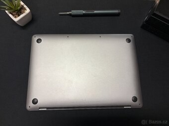 Apple MacBook Pro 13 2022 M2/16GB/512SSD/macOS CZ ZARUKA - 7
