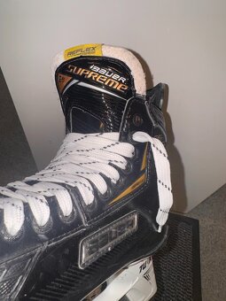 BRUSLE BAUER SUPREME 2S PRO vel.  44,5/9 D - 7