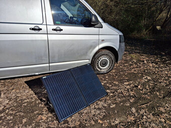 Prodám auto s obytnou vestavbou VW T5 - 7