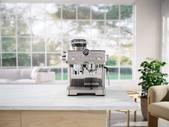 Pákové espresso De'Longhi LaSpecialista OPERA EC9555.M nere - 7
