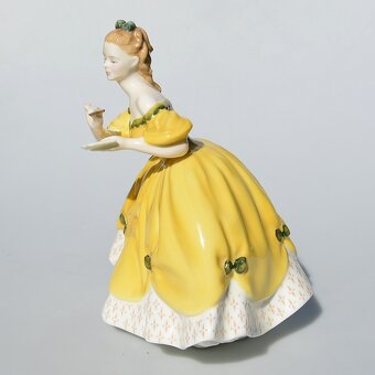 Royal Doulton Exkluzivní sběratelská porcelánová soška Dáma - 7