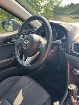 Mazda 3 benzín 1,4 - 7