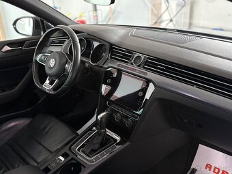 Volkswagen Passat R-Line 4motion - 7