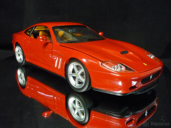 Ferrari 550 Maranello Hot Wheels 1/18 - 7