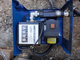 Plechové nádrže na naftu 2140l s čerpadlem - 7