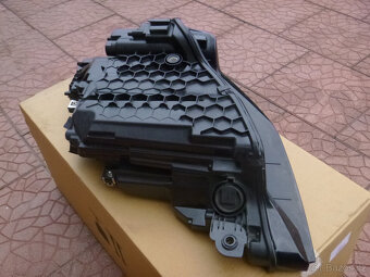 Audi Q8 E-Tron LED matrix originál pravé světlo 4KE941036D - 7