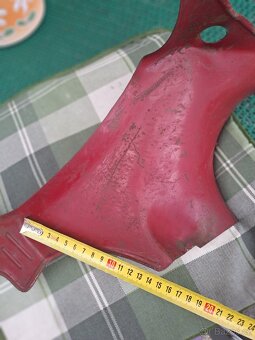 Podsedlový plech - 7