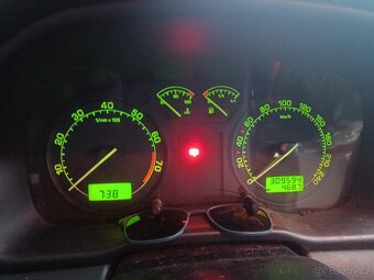 Škoda Octavia 1, 1.6 MPI sedan - 7