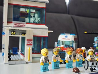 LEGO City 60204 - Nemocnice - 7