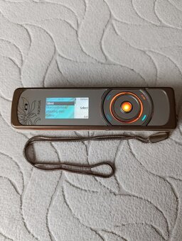 funkční NOKIA 7380 - 7