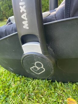 Autosedačka Maxi Cosi s dokem - 7