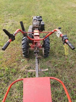 Kultivátor Mountfield MS 07 s vozíkem a sekačkami - 7