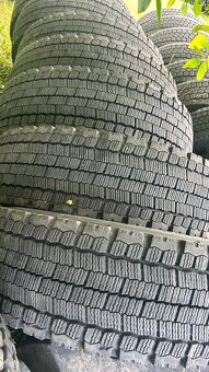 295 80 R22,5 - 7