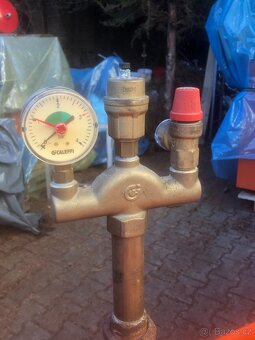 Prodám kotel na olej 33 Kw - 7