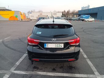 Hyundai i40 kombi 1.7crdi-100kw , originál km , AUTOMAT - 7
