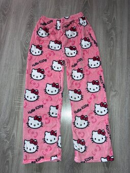 Tepláky hello kitty vel M nové - 7