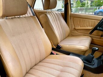 Mercedes Benz W123/200 - 7
