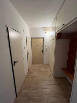 byt 2+1 s balkonem - 7