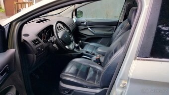 Ford Kuga 2.0 TDCI - 7