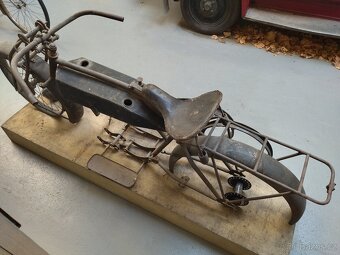 Motocykl neznámého výrobce - 7