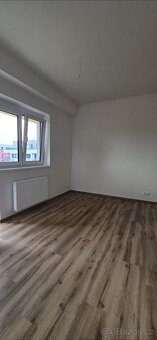 Novostavba 2+kk s balkonem - 7