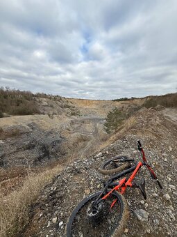 Trek Slash 9 - 7