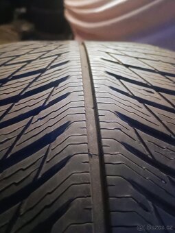 275/50/20 Michelin alpin 5 zimní pneu 2ks - 7