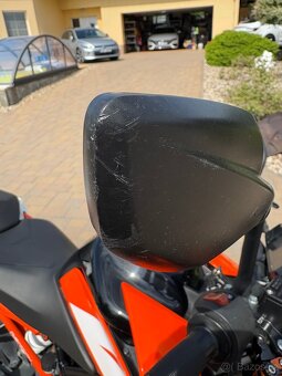 Prodám KTM Duke 125 (2018) – možnost odpočtu DPH - 7