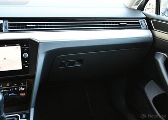 Volkswagen Passat 2.0TDi ELEGANCE DSG TAŽNÉ ČR - 7
