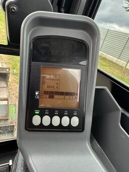Minibagr YANMAR SV16 - 7
